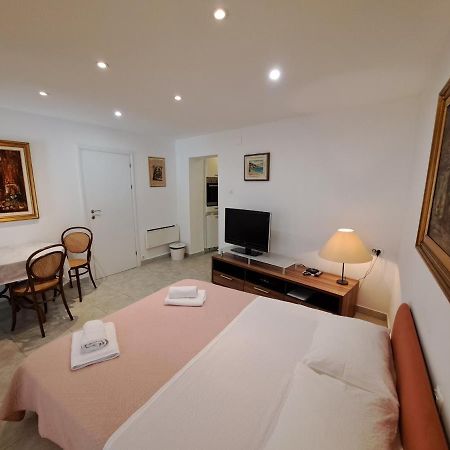 Apartment Bauk Draga Bašćanska Kültér fotó