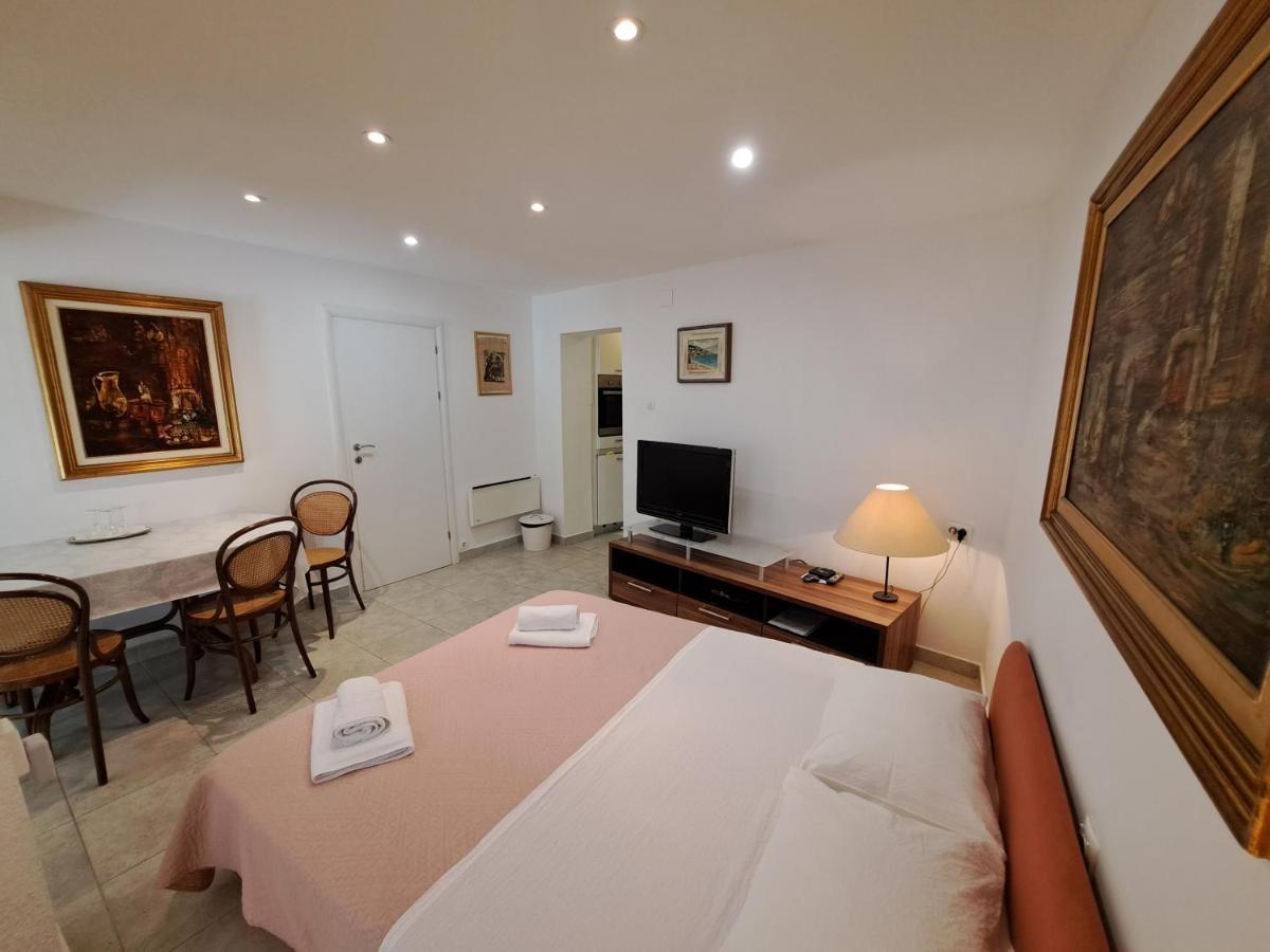 Apartment Bauk Draga Bašćanska Kültér fotó