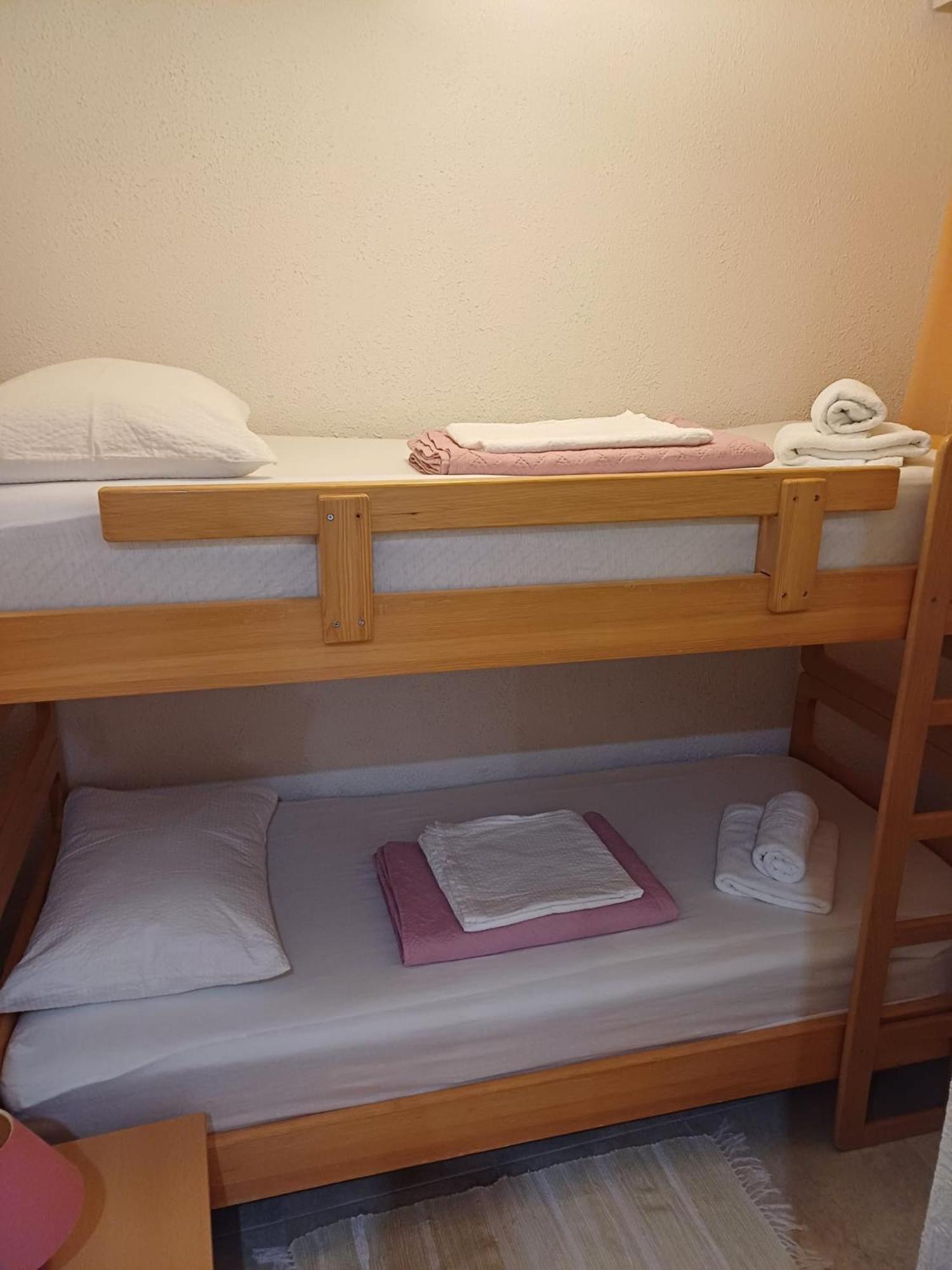 Apartment Bauk Draga Bašćanska Kültér fotó